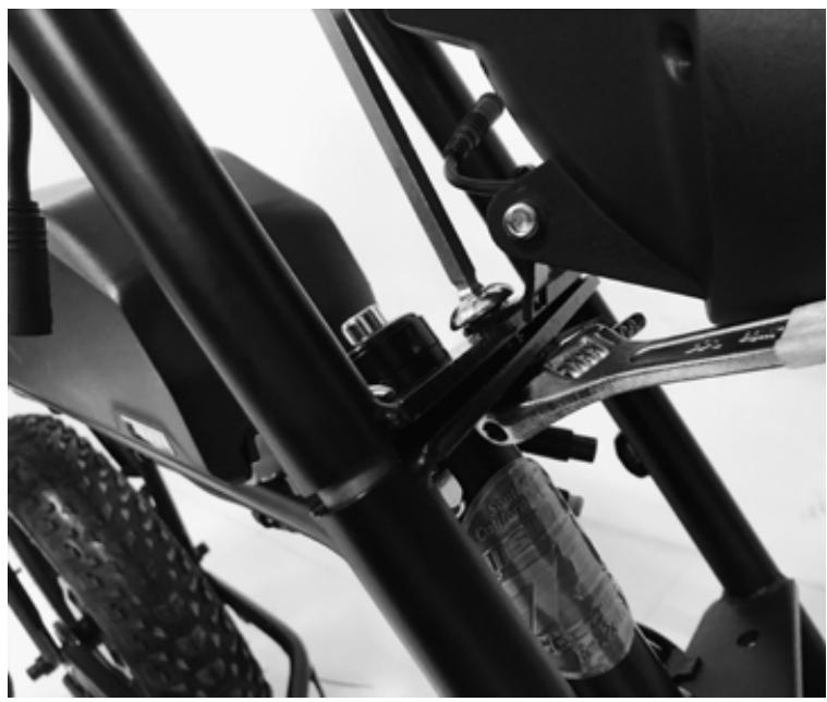 SUPER 73 735VELOELECTRIQUESUPER735G1BLACK - ACTION: gonflez les pneus - 23