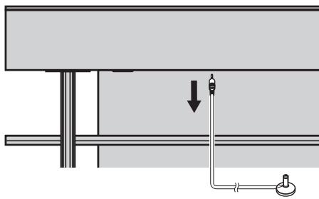 YAMAHA YRS-2000 - Débranchez le microphone intellibeam de la prise intellibeam MIC. - 1