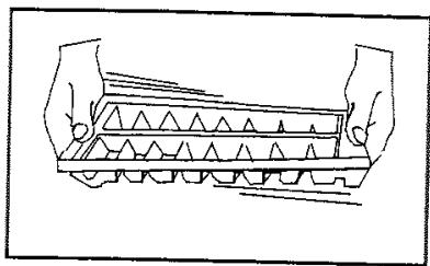 ARTHUR MARTIN AUC3202 - Démoulage des glaçons - 1