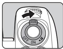 PENTAX K-70 - Placez l'interrupteur principal sur [on]. - 1