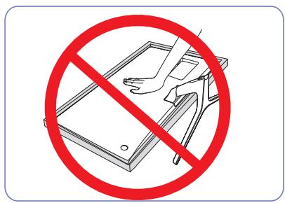 SAMSUNG C27R504FHP - Fixation du socle - 4