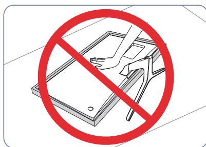 SAMSUNG C27R504FHP - Démontage du pied - 7