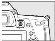 NIKON D780 - Appuyez sur la commande Lv. - 1