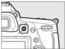 NIKON D780 - Appuyez sur le déclencheur à mi-course pour effectuer la mise au point. - 3