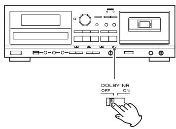 TEAC AD-RW900 - Réglez le commutateur DOLBY NR (réduction de bruit) sur ON ou OFF. - 1