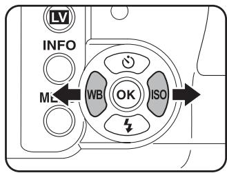 PENTAX KX+KC+18-55 - Appuyez sur le bouton de navigation (◀▶). - 1