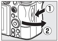 NIKON Z6 - Insertion de l'accumulateur et d'une carte mémoire - 3
