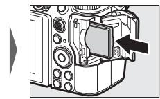 NIKON Z6 - Insertion de l'accumulateur et d'une carte mémoire - 4