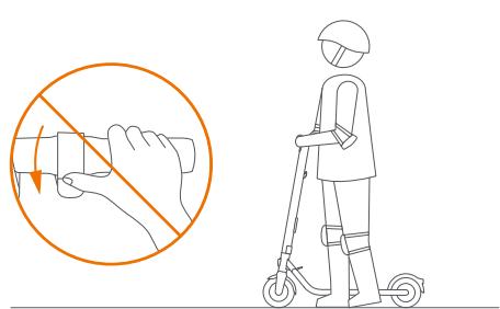 NINEBOT F45E - ADVERTENCIA - 4