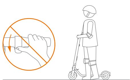 NINEBOT F45E - ! AVERTISSEMENT - 9