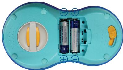 VTECH STORIO TV - Mettre les piles dans la manette - 1
