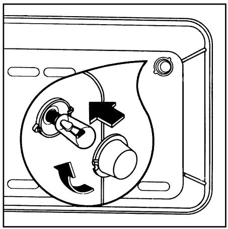 ZANUSSI ZBM 770 X - Remplacement de la lampe du four - 1