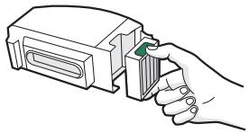 IROBOT J557840JS - Opróżnianie pojemnika na brud - 4