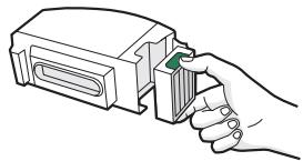 IROBOT J557840JS - Vaciado del depósito - 4