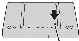PANASONIC RX-D7OBTEG-K - Insertion d'un CD - 1