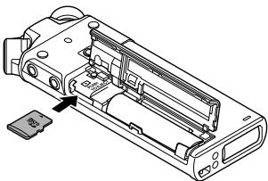 OLYMPUS LS-P1 - Insertion d'une carte microsd - 2