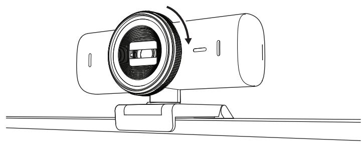 LOGITECH MX Brio - PASSAGGIO 3: RIMOZIONE E PULIZIA DELL'ADATTATORE DEL SUPPORTO - 5