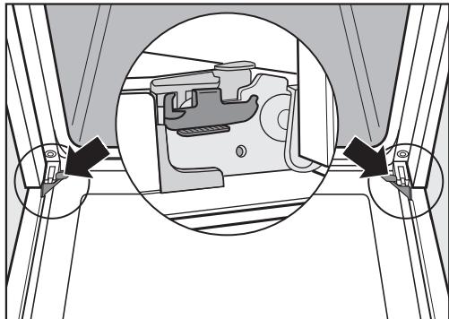 MIELE 7261 - Démonter la porte - 1