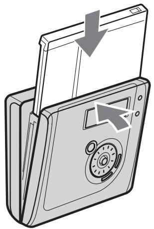 SONY MZ-NH700 - Insertion d'un disque enregistré. - 2