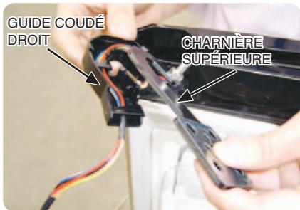 SAMSUNG RL41WCIS - - Démontage de la porte du réfrigérateur - 6