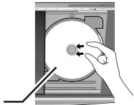 PANASONIC SC-BTX68EF-K - Insérer ou enlever un disque - 1