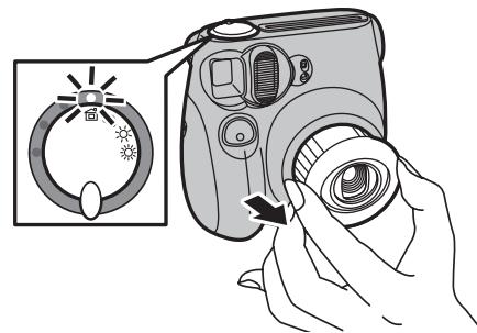 FUJIFILM INSTAX_MINI_7S_PINK - Il est temps de remplacer les piles. - 2