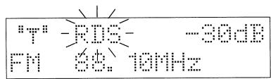 SHERWOOD RX772 - Lorsque "recherche RDS" s'affiche, appuyer sur les boutons syntonisation plus / moins - 2