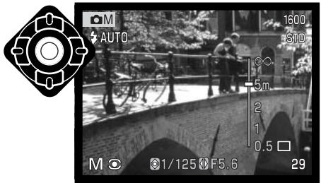 MINOLTA DiMAGE F200 - Mise au point manuelle (MF) - 2