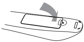 SAMSUNG HT-X720 GT PLATINUM - Installation des piles dans la télécommande - 5