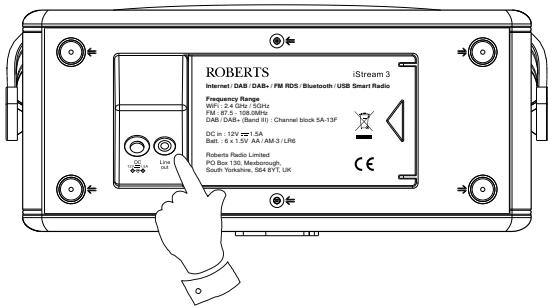 ROBERTS RadioI-STREAM 3 - Prise USB pour la recharge des smartphones ou tablettes - 1
