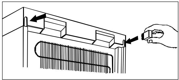 ARTHUR MARTIN AUF2900 - Installation du bloc distance - 3