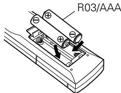 MARANTZ NR1504 SG SILVER - Insertion des piles - 2