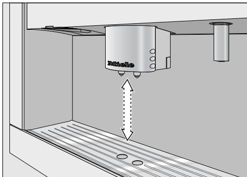 MIELE CVA6401BLANC - Régler la distribution centrale à la hauteur de la tasse - 1