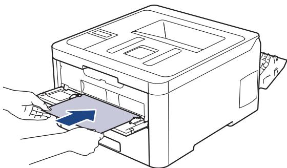 BROTHER NC - Charger et imprimer des étiquettes à partir de la fente d'alimentation manuelle - 5
