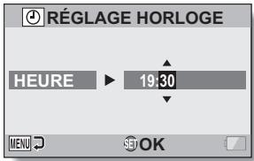 SANYO CS1 ROSE + SD4GO - Régler l'horloge. - 1