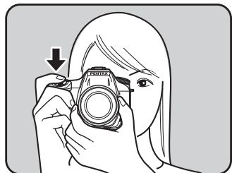 PENTAX K7+DA 18-55MM WR - Appuyez sur le déclencheur à fond. - 1