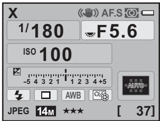 PENTAX K7+DA 18-55MM WR - Réglez le sélecteur de mode sur x. - 2