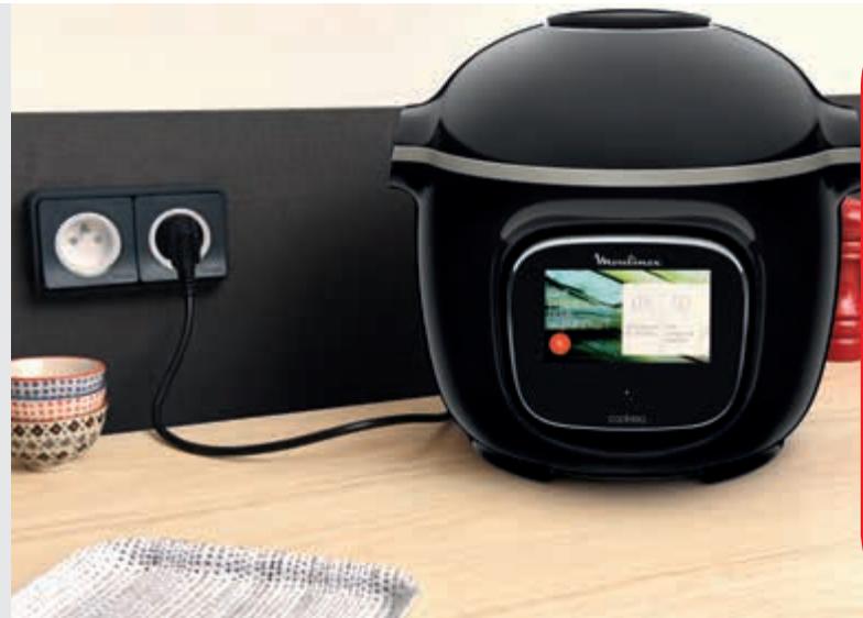 MOULINEX YY5479 - Comment installer le panier vapeur ? - 4