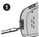 FUJIFILM XP10 - Fixation de la dragonne - 1