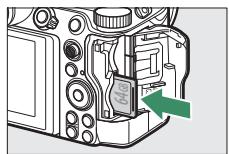 NIKON Z 61I - Insérez l'accumulateur (43). - 2
