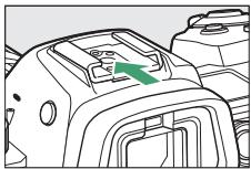 NIKON Z 61I - Fixation et retrait du volet de la griffe flash - 1