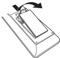 DENON DNP730 - Insertion des piles - 1