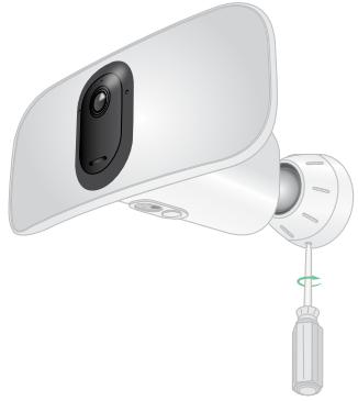 ARLO PRO3PACK2CAMERAS - Remove a mounted floodlight from the wall - 1