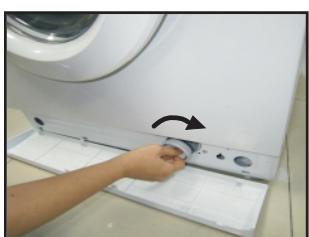 TECNOLEC TUL712 - Cleaning the drain pump - 3