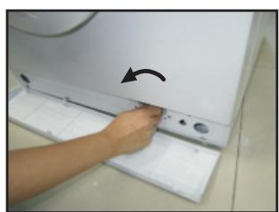 TECNOLEC TUL712 - Limpieza de la bomba de vaciado de agua - 2