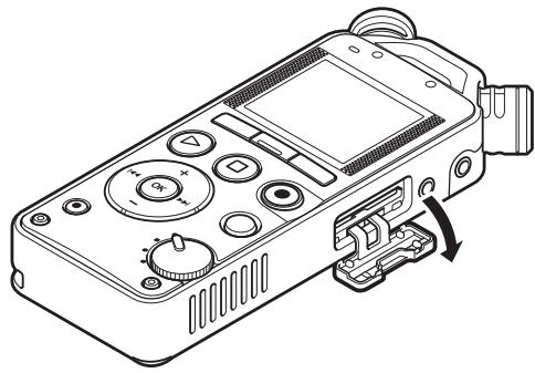 OLYMPUS LS-12 - Insertion d'une carte SD - 1