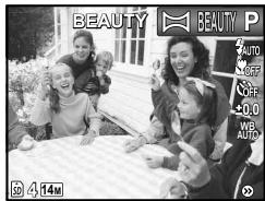 OLYMPUS TOUGH 6020 - Lissage du teint et de la texture de la peau (mode BEAUTY) - 1