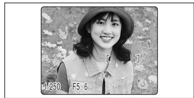 FUJIFILM FinePix Z2 - En cas de sujet très contrasté au centre de l'écran LCD - 1