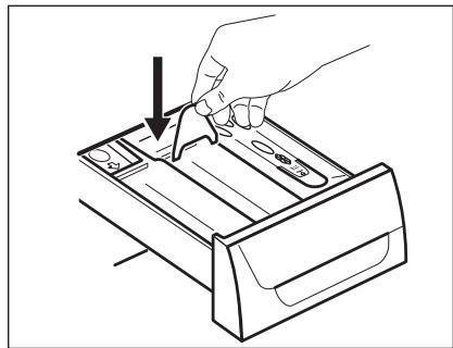 ELECTROLUX WE170P - Installation du volet dédié à la lessive liquide - 1