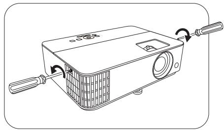 BENQ TH585 - Remplacement de la lampe (pour un technicien qualifié uniquement) - 2